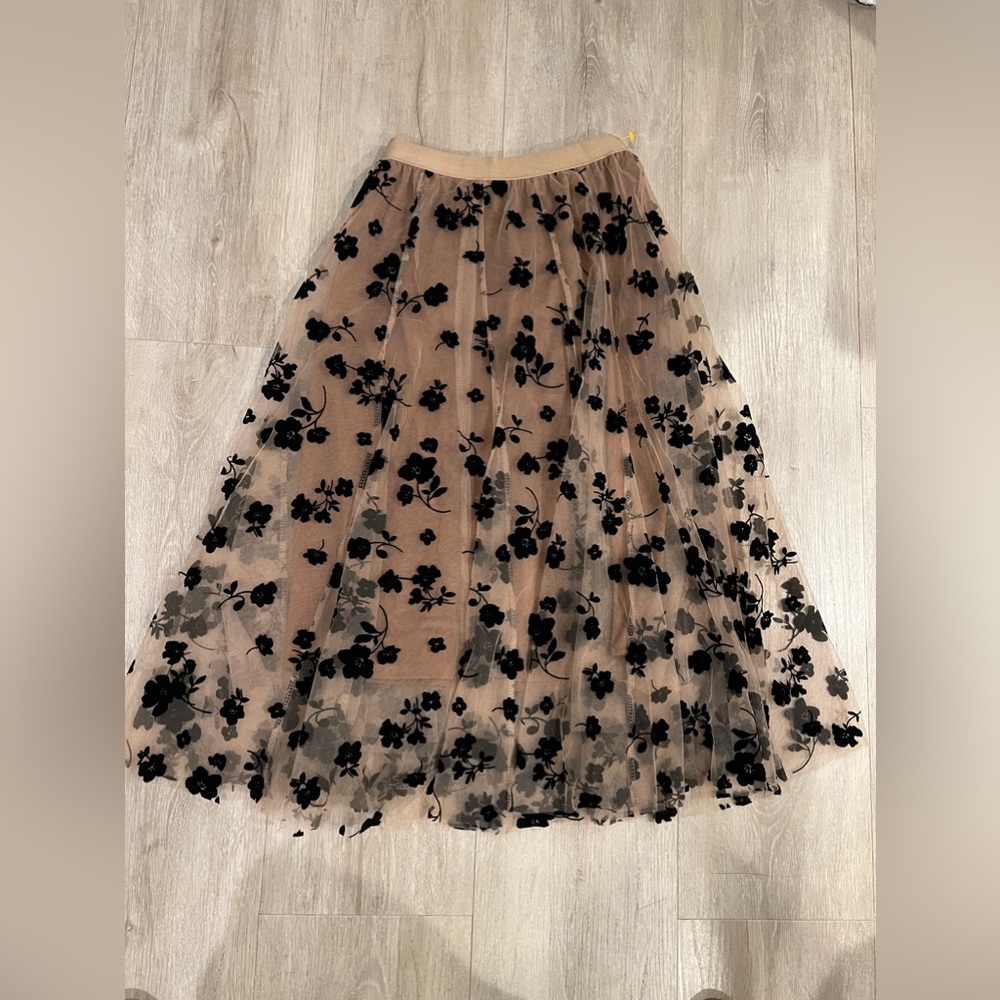 Gorgeous Tulle Maxi Skirt! NEW!